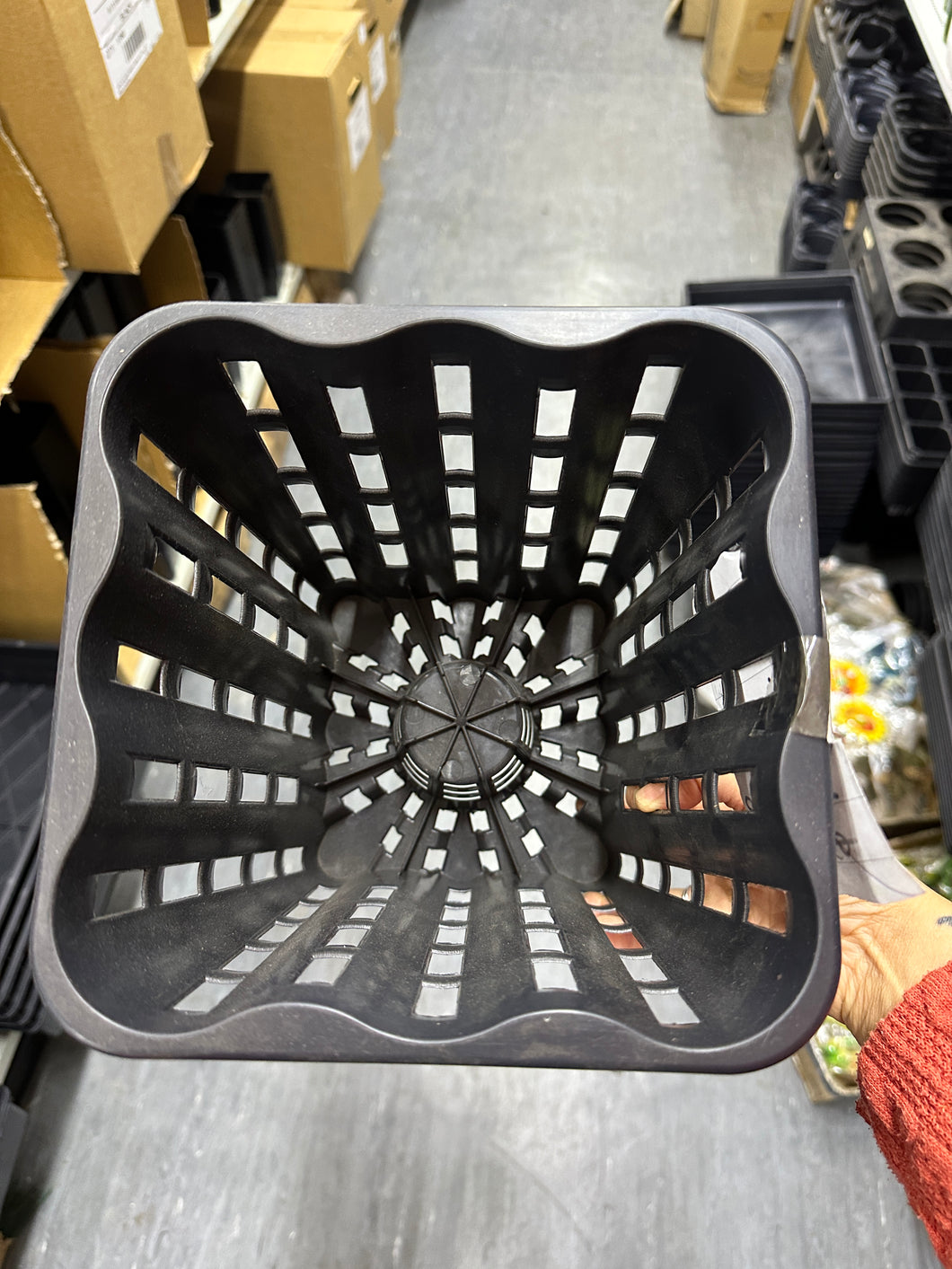 Square Spiral Pot SPQ20