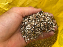 Load image into Gallery viewer, Vermiculite Grade 3 100L Bag
